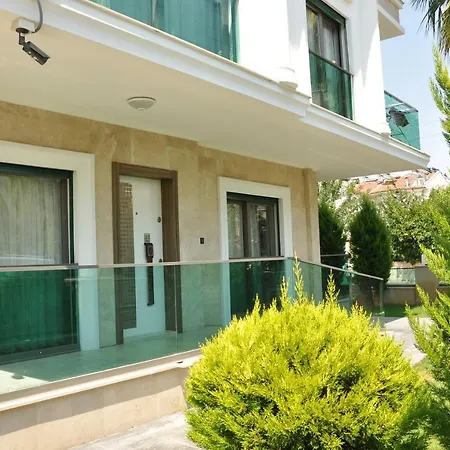 Aparthotel X