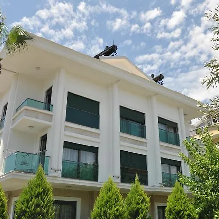 Aparthotel X 4*